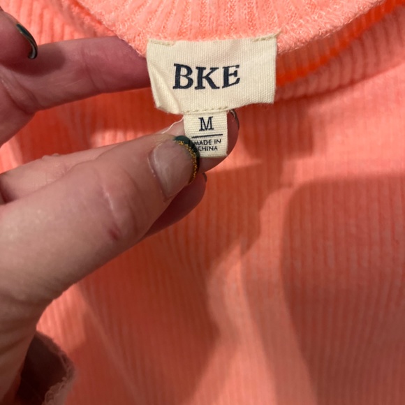 Sweater - Picture 3 of 3